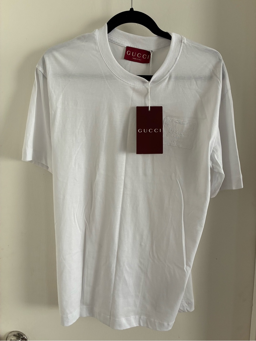 Gucci White Short Sleeve Logo Pocket Tee Mens size small